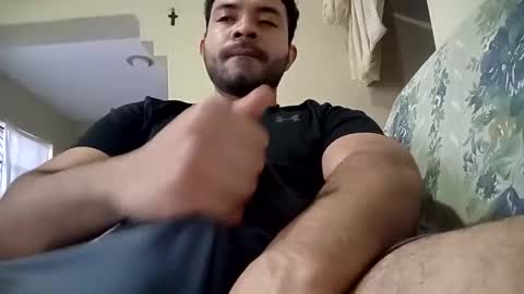 Andrew online show from November 2025 01:43:01 PM