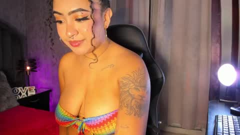 Snapshot of luisa_cameron chatting on March 2026 10:54:01 PM online show from March 2026 10:54:01 PM