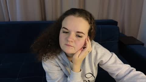 Luisa Rosee online show from February 2025 11:25:02 AM