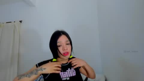 Snapshot of luisa_summer2 chatting on July 2026 04:04:02 AM Luisa Fernanda online show from July 2026 04:04:02 AM