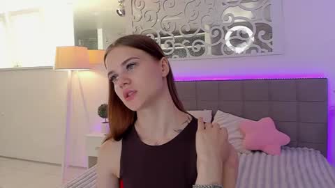 Snapshot of luisaclover chatting on June 2026 05:08:01 AM LuisaClover online show from June 2026 05:08:01 AM