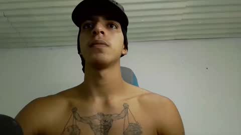 Snapshot of luisadrianguzmansantander5 chatting on October 2025 10:11:02 AM luisadrianguzmansantander5 online show from October 2025 10:11:02 AM