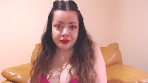 Cassie online show from February 2025 01:41:02 PM