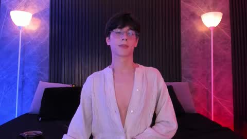 luixdust1 online show from September 2025 03:52:01 AM