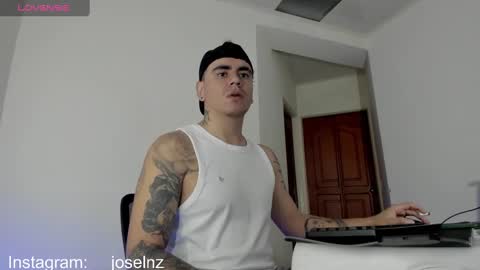 Snapshot of luka_castlehot chatting on December 2024 01:48:02 AM Luka Castle online show from December 2024 01:48:02 AM