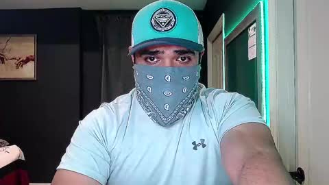 Snapshot of luka_mateo chatting on January 2025 02:00:02 AM Luka online show from January 2025 02:00:02 AM
