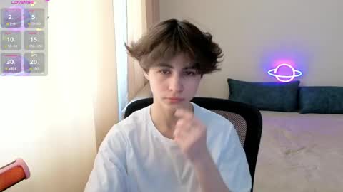 lukahayes online show from April 2026 01:08:02 PM