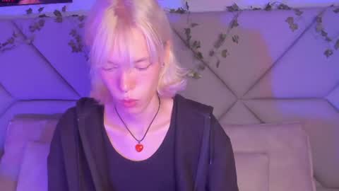 Lukas online show from June 2026 01:00:02 PM