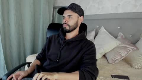 luke diaz7 online show from March 2025 01:53:02 AM