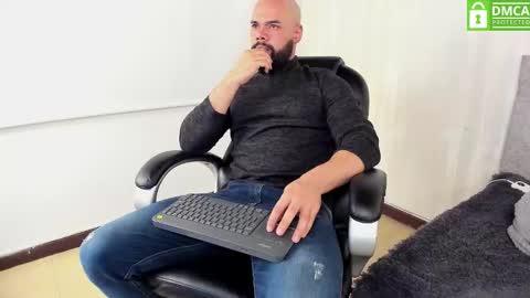 luke diaz7 online show from December 2025 07:04:02 AM