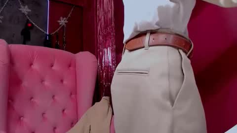 Luke online show from December 2025 10:56:02 AM