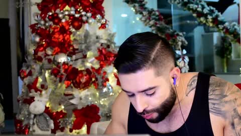 Snapshot of lukhass chatting on December 2024 04:53:01 AM Lukhas f4f online show from December 2024 04:53:01 AM
