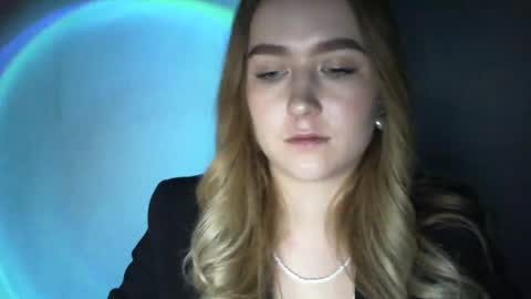 Snapshot of lulu_baby1 chatting on February 2025 10:00:01 PM Lulu Baby18 online show from February 2025 10:00:01 PM