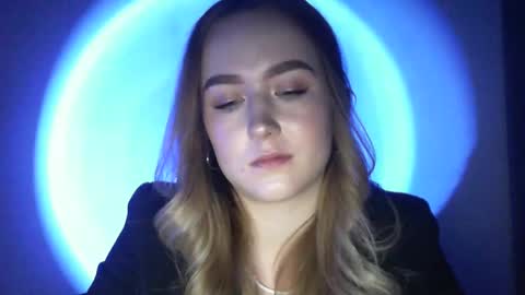 Snapshot of lulu_baby1 chatting on February 2025 05:22:01 PM Lulu Baby18 online show from February 2025 05:22:01 PM