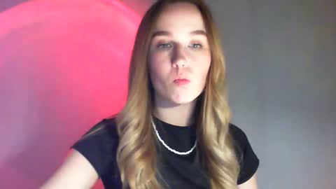 Snapshot of lulu_baby1 chatting on February 2025 06:57:02 PM Lulu Baby18 online show from February 2025 06:57:02 PM