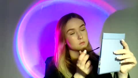 Snapshot of lulu_baby1 chatting on February 2025 02:08:01 PM Lulu Baby18 online show from February 2025 02:08:01 PM