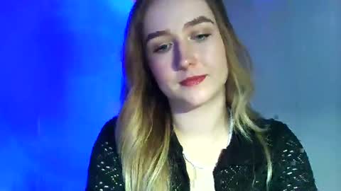 Snapshot of lulu_baby1 chatting on February 2025 01:32:01 PM Lulu Baby18 online show from February 2025 01:32:01 PM