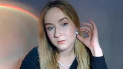 Snapshot of lulu_baby1 chatting on March 2025 07:54:01 PM Lulu Baby18 online show from March 2025 07:54:01 PM