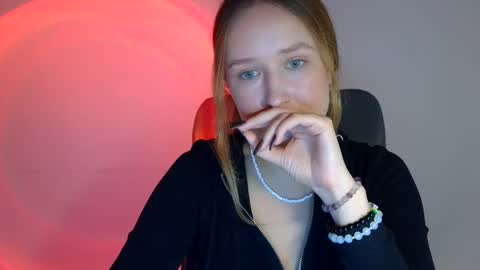 Lulu Baby18 online show from October 2025 05:37:02 PM