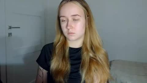 Lulu Baby18 online show from February 2026 07:59:02 PM