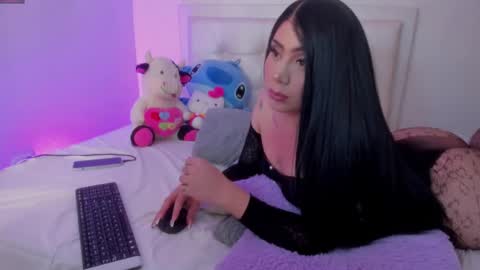 Snapshot of lulu_exotic chatting on March 2025 01:51:01 PM BRENDA TATIANA online show from March 2025 01:51:01 PM