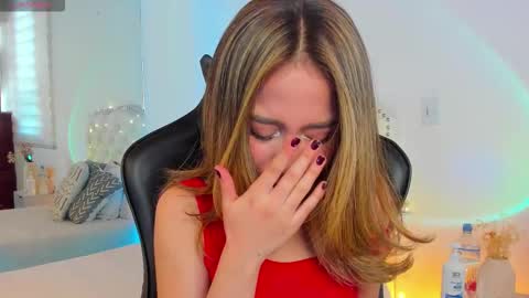 luluuberry online show from February 2026 03:13:02 PM