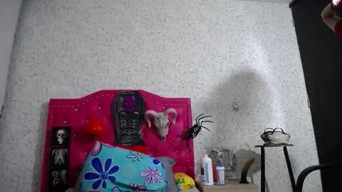 Luly online show from October 2025 01:52:02 AM