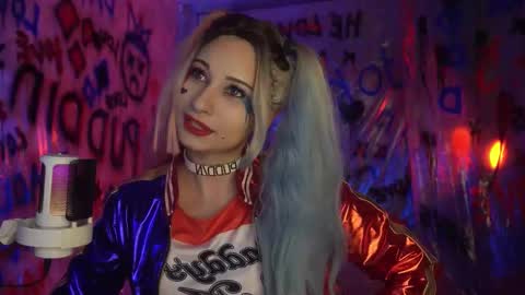 Amelia online show from October 2025 12:20:02 AM