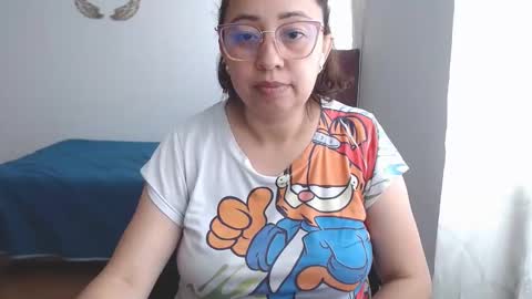 Snapshot of lumi_84 chatting on December 2024 06:50:02 PM LUMI online show from December 2024 06:50:02 PM