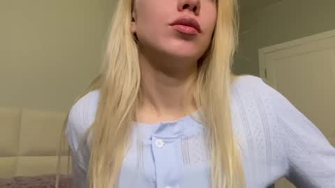 Catherine online show from April 2026 07:31:02 PM