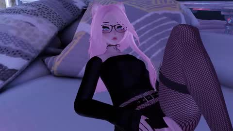 Snapshot of lumipink chatting on November 2025 06:12:02 AM lumipink online show from November 2025 06:12:02 AM