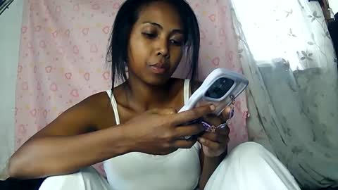 Luna online show from February 2025 12:11:01 PM