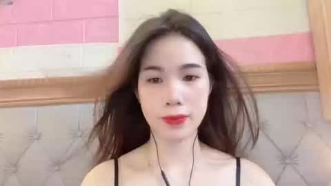 Luna online show from April 2026 06:35:02 AM