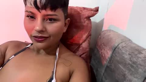 Luna online show from February 2025 04:16:02 AM