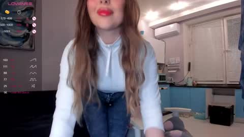 Snapshot of luna__l chatting on March 2025 05:54:02 PM Alice online show from March 2025 05:54:02 PM