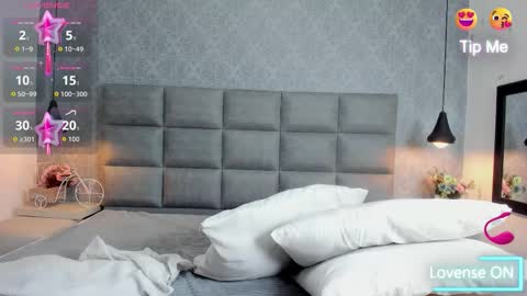 Luna online show from December 2025 09:58:01 AM