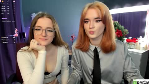 luna_berryy online show from December 2024 10:57:02 PM