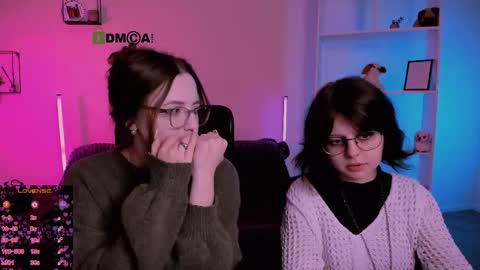 luna_berryy online show from December 2025 08:07:02 PM