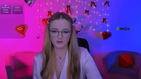 Snapshot of luna_berryy chatting on April 2026 08:11:02 PM luna_berryy online show from April 2026 08:11:02 PM