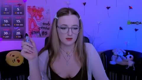 Snapshot of luna_berryy chatting on April 2026 08:04:02 PM luna_berryy online show from April 2026 08:04:02 PM