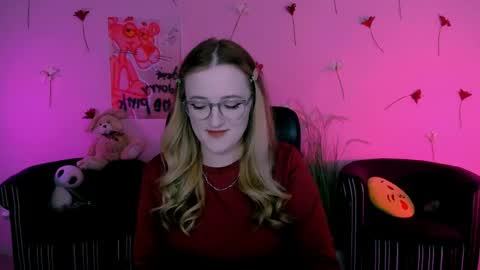 Snapshot of luna_berryy chatting on June 2026 06:54:02 PM luna_berryy online show from June 2026 06:54:02 PM