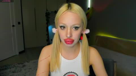 luna_beverly online show from April 2026 08:35:02 PM