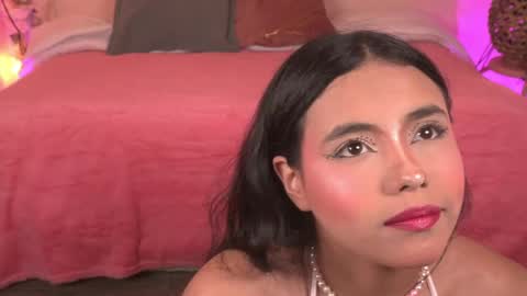 Lunita online show from April 2026 07:11:02 PM