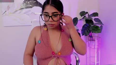 Snapshot of luna_cute14 chatting on April 2026 09:20:02 PM luna_cute14 online show from April 2026 09:20:02 PM