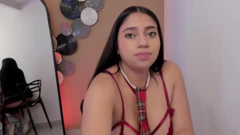 Snapshot of luna_cute14 chatting on May 2026 01:40:02 PM luna_cute14 online show from May 2026 01:40:02 PM