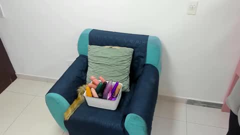 luna  online show from February 2025 11:21:01 AM