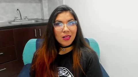 luna  online show from February 2025 02:26:01 PM