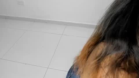 luna  online show from March 2025 05:06:02 PM