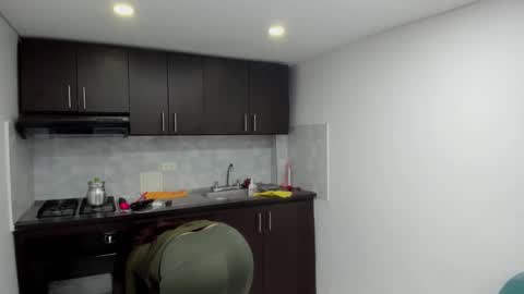 luna  online show from November 2025 10:59:01 AM