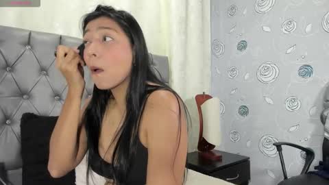 Luna Eva online show from February 2026 02:33:01 PM